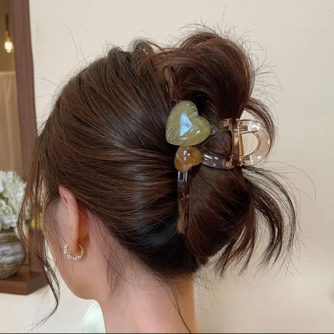 Heart hair claw