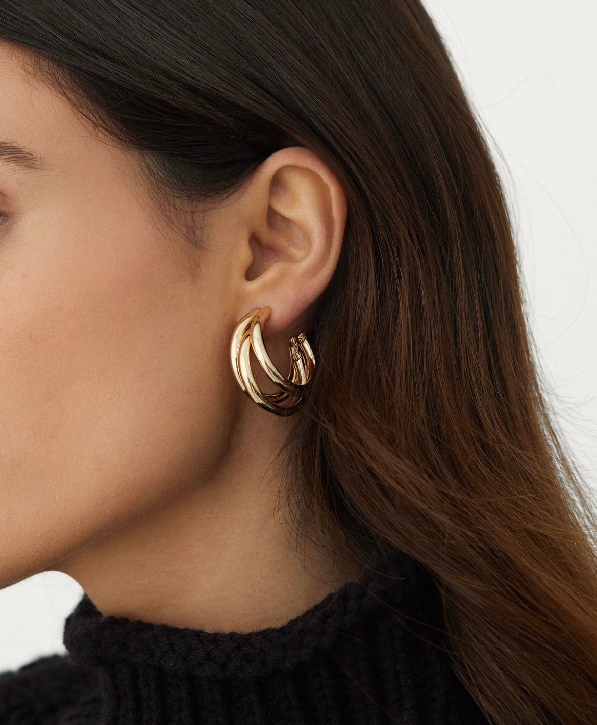 Twisted triple layered hoops