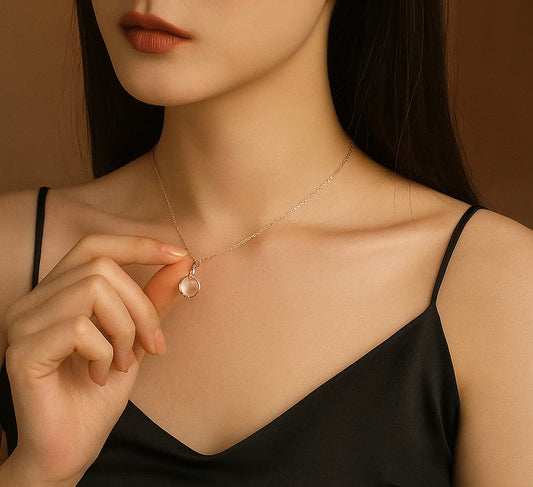 Luna necklace