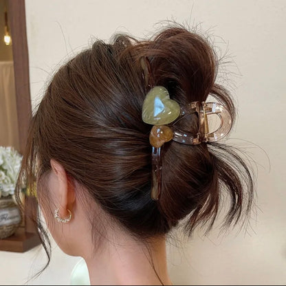 Heart hair claw