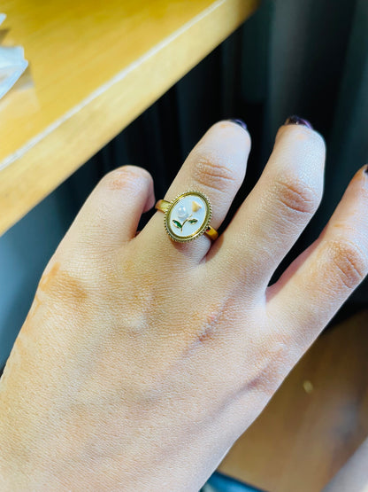 Pearled Tulip resin ring