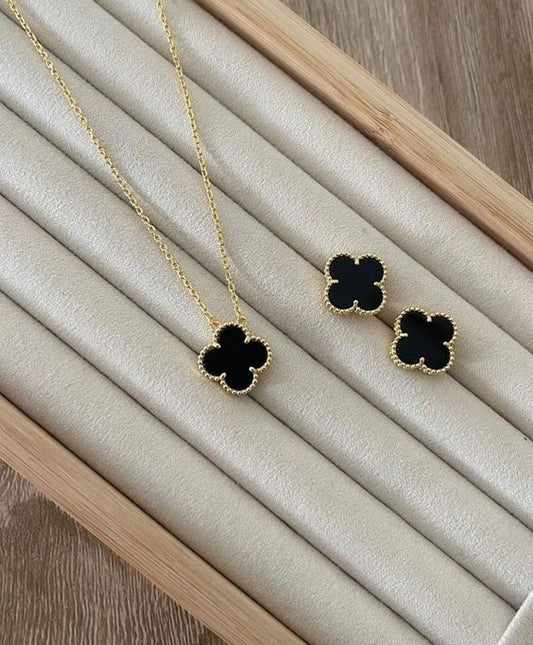All things clover necklace