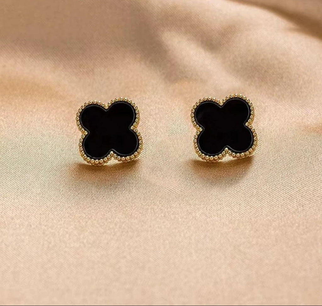 Black earings
