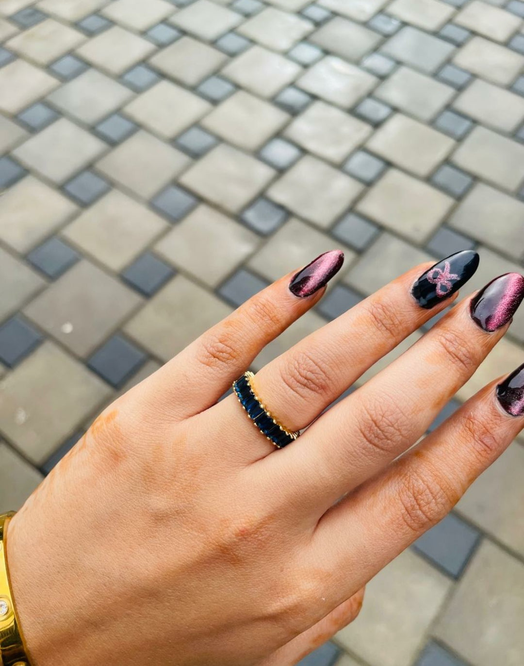 Tinted gems ring (sapphire blue)