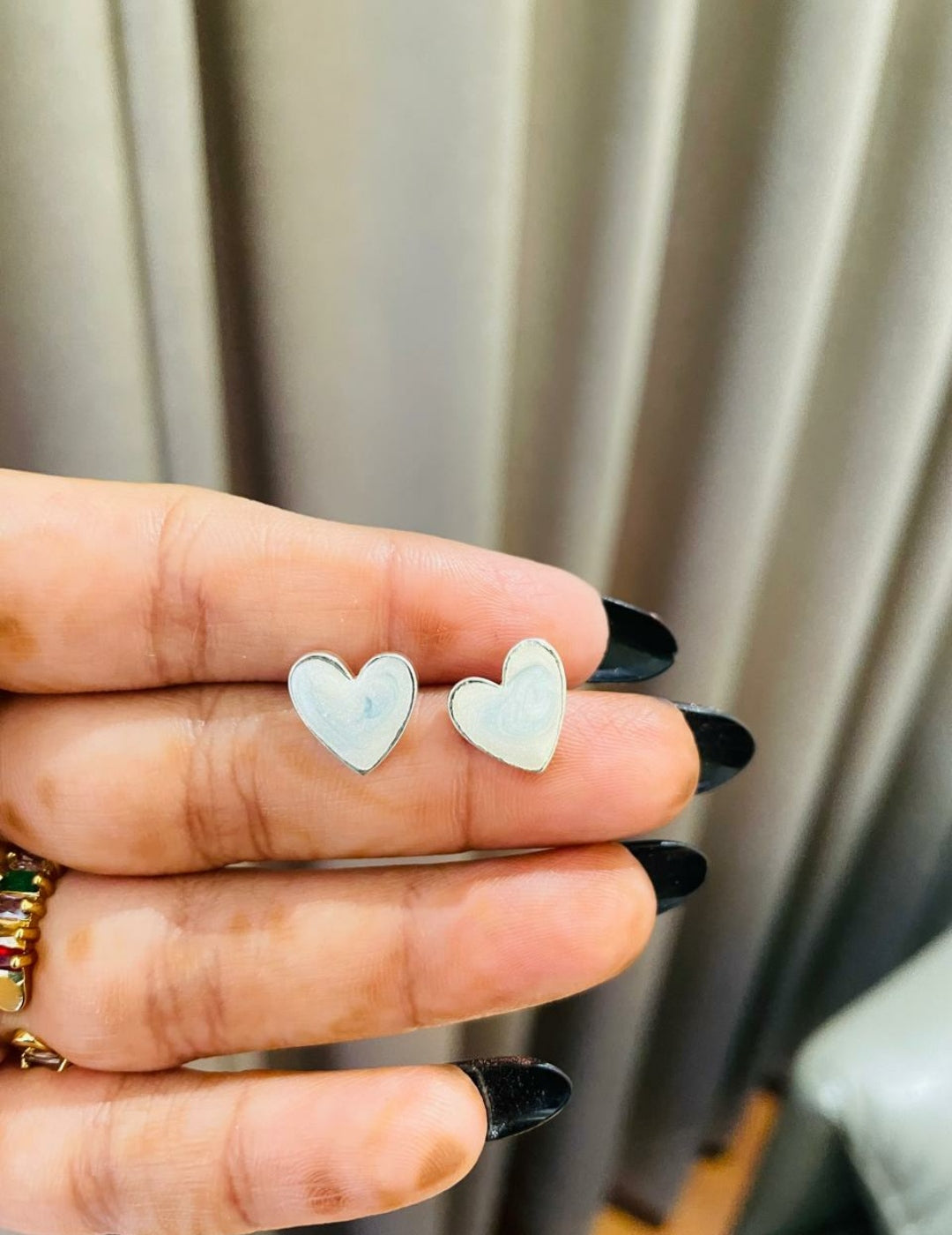 Pearlescent tiny heart earrings