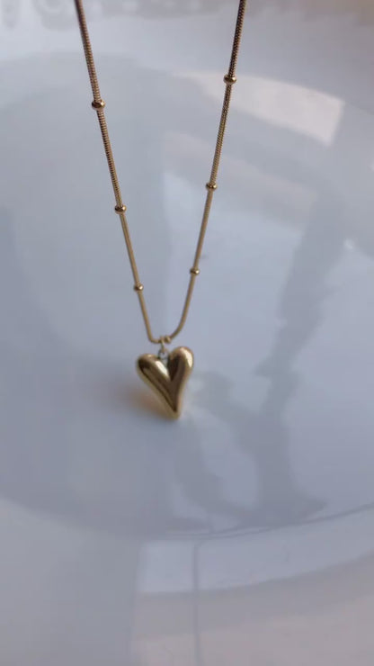 Love knot necklace